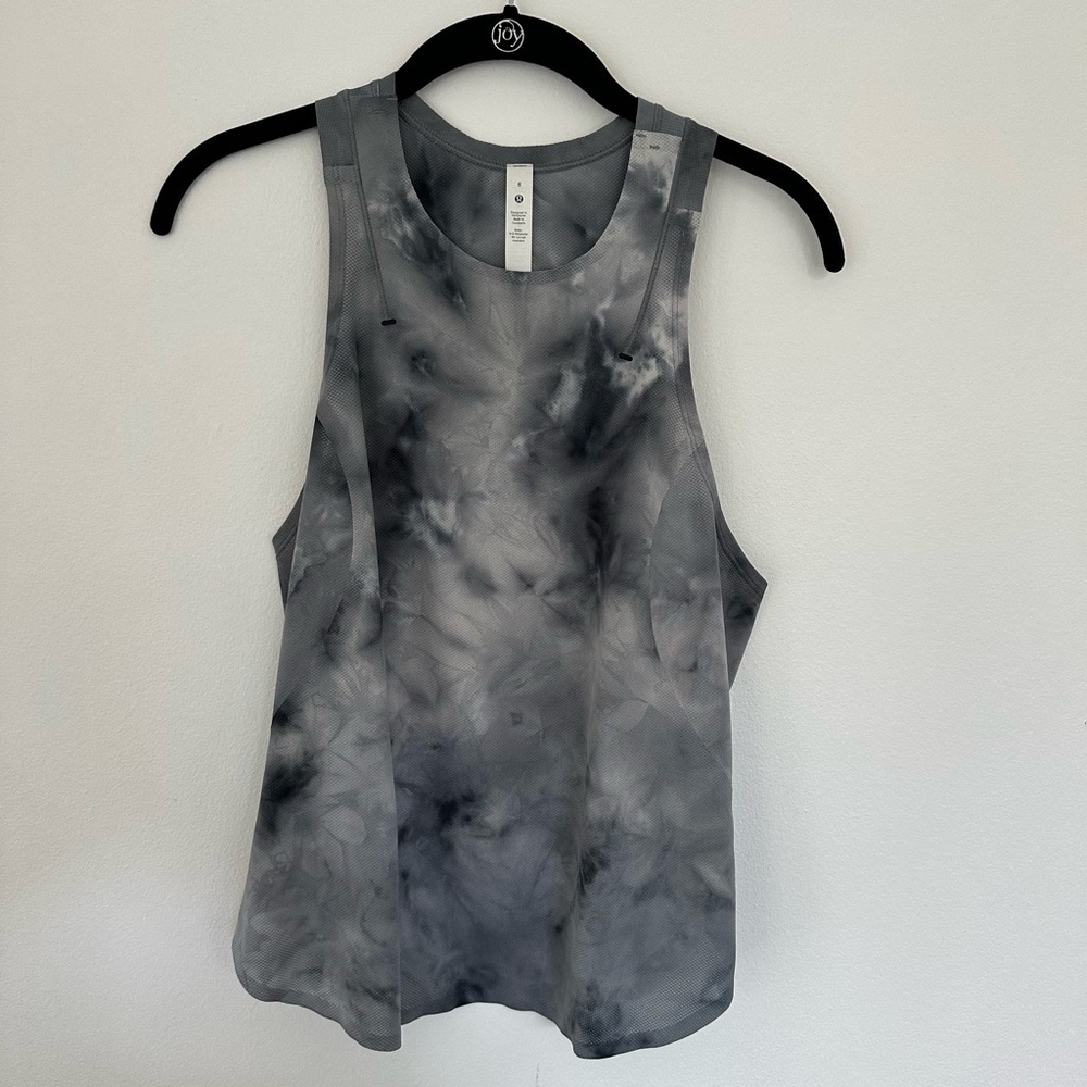 LULULEMON - LIGHTWEIGHT RUN KIT TANK